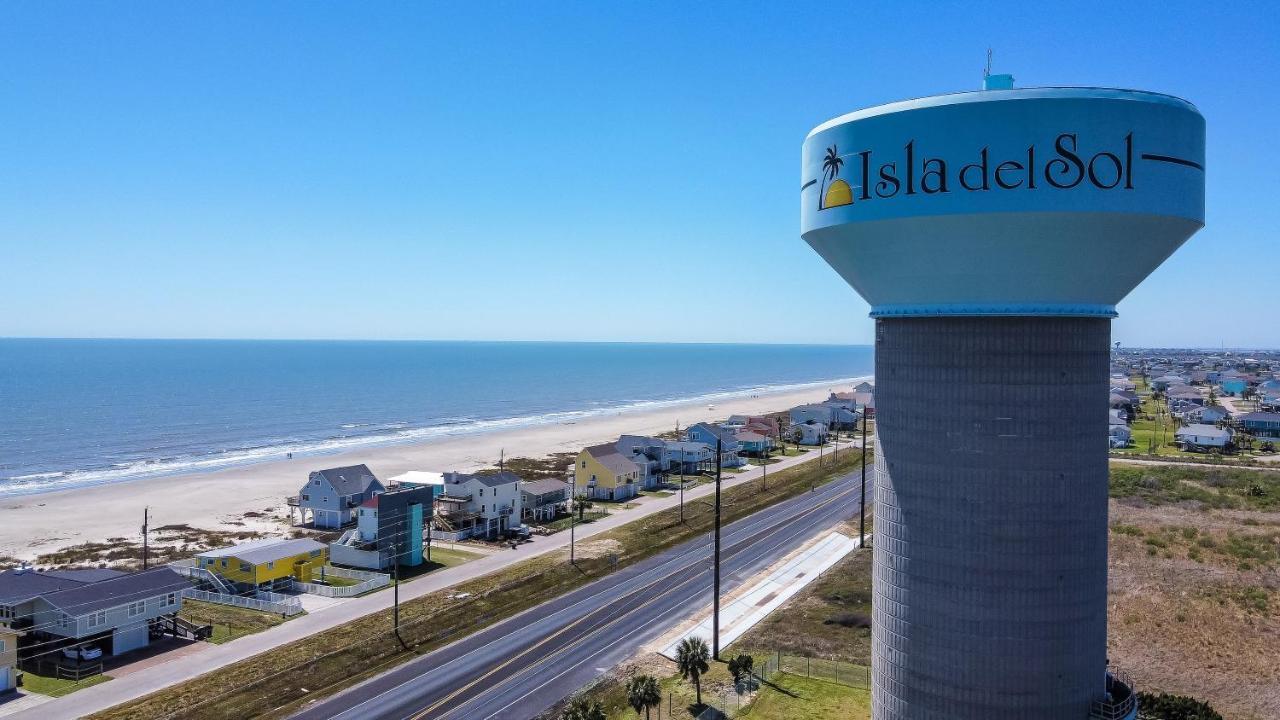 One-Of-A-Kind Beach Home With Lounge Bar Game Room Galveston Exteriör bild
