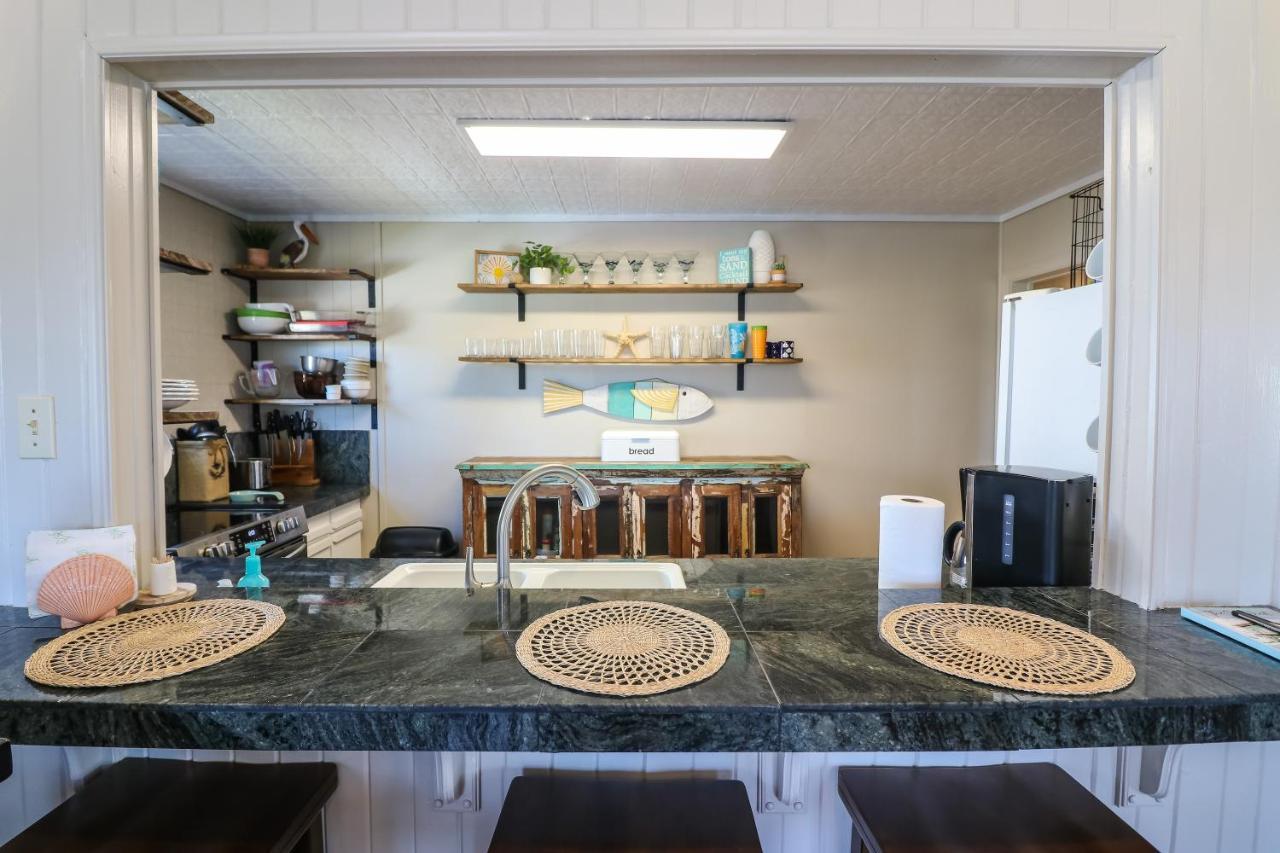 One-Of-A-Kind Beach Home With Lounge Bar Game Room Galveston Exteriör bild