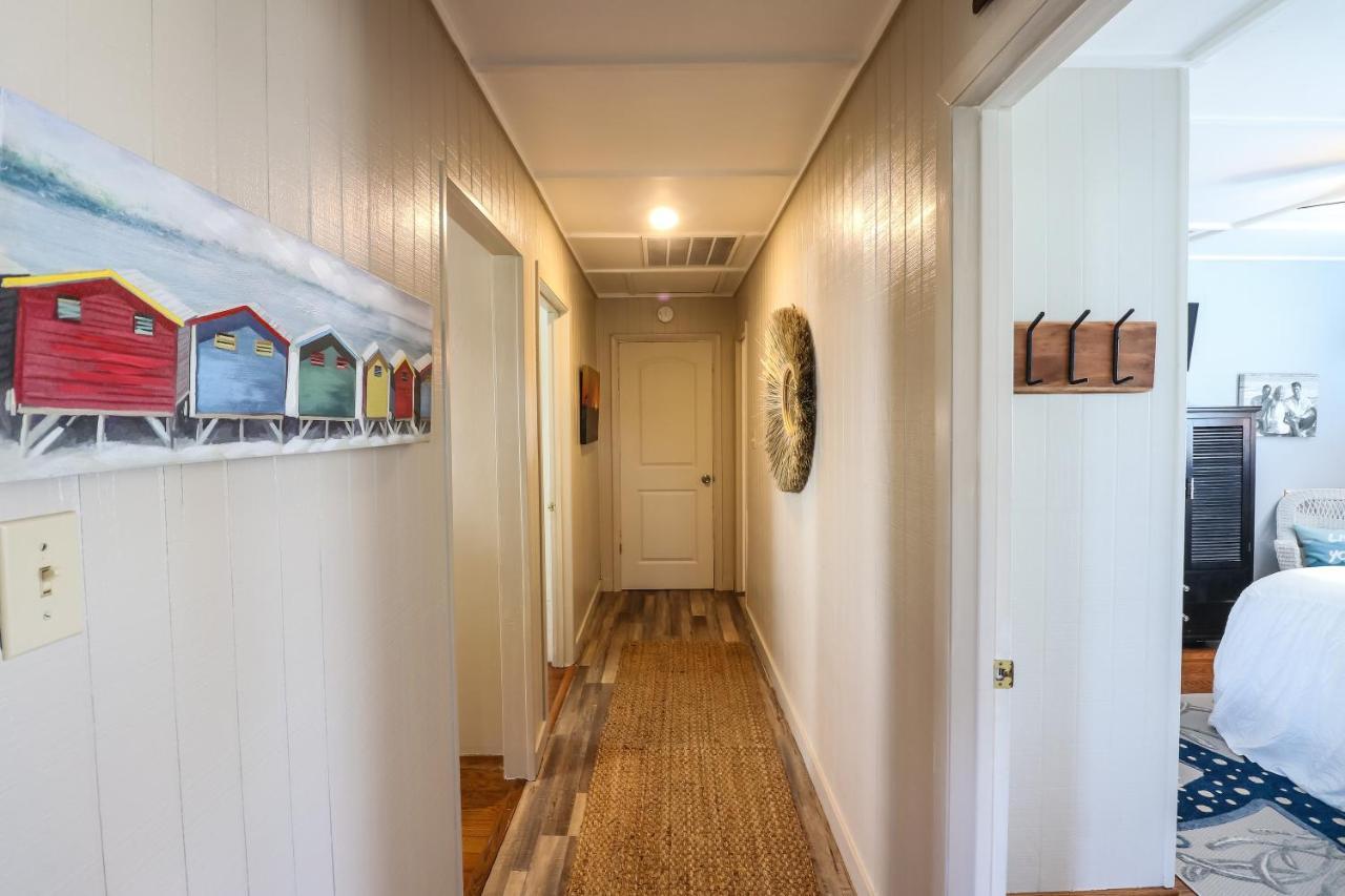One-Of-A-Kind Beach Home With Lounge Bar Game Room Galveston Exteriör bild