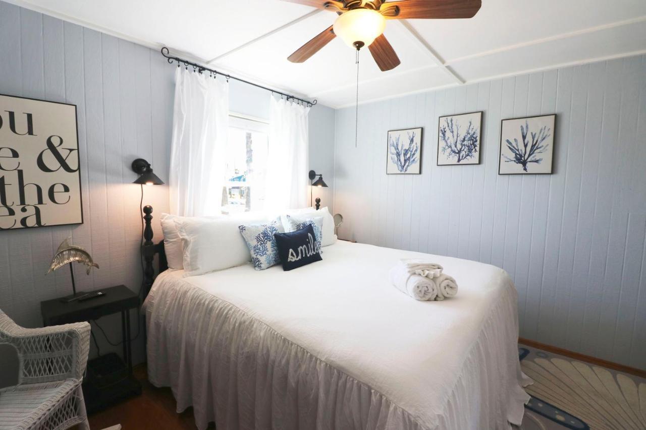 One-Of-A-Kind Beach Home With Lounge Bar Game Room Galveston Exteriör bild