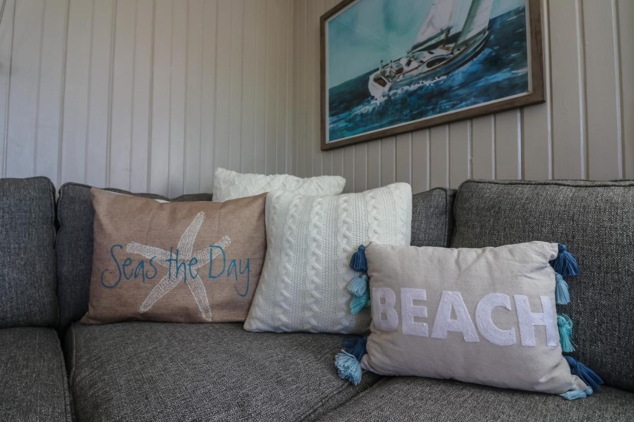 One-Of-A-Kind Beach Home With Lounge Bar Game Room Galveston Exteriör bild