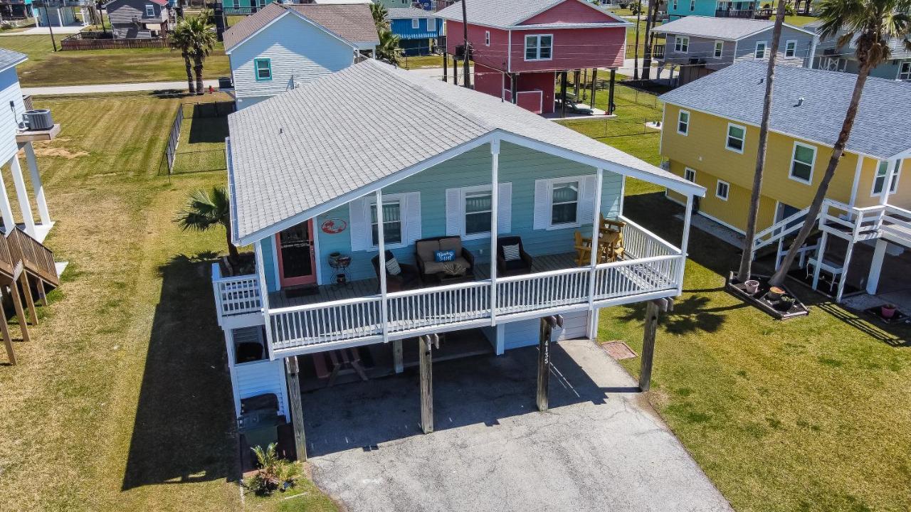 One-Of-A-Kind Beach Home With Lounge Bar Game Room Galveston Exteriör bild