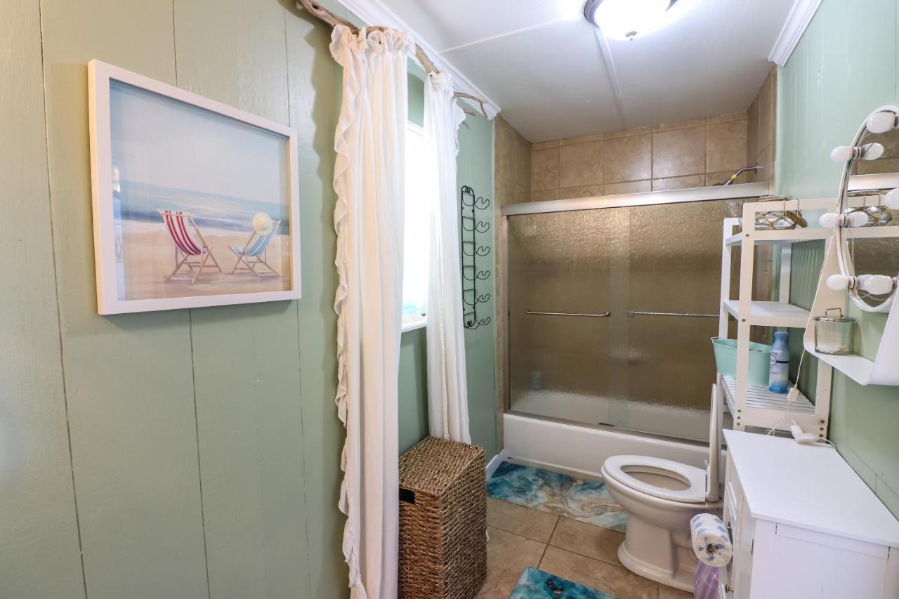 One-Of-A-Kind Beach Home With Lounge Bar Game Room Galveston Exteriör bild