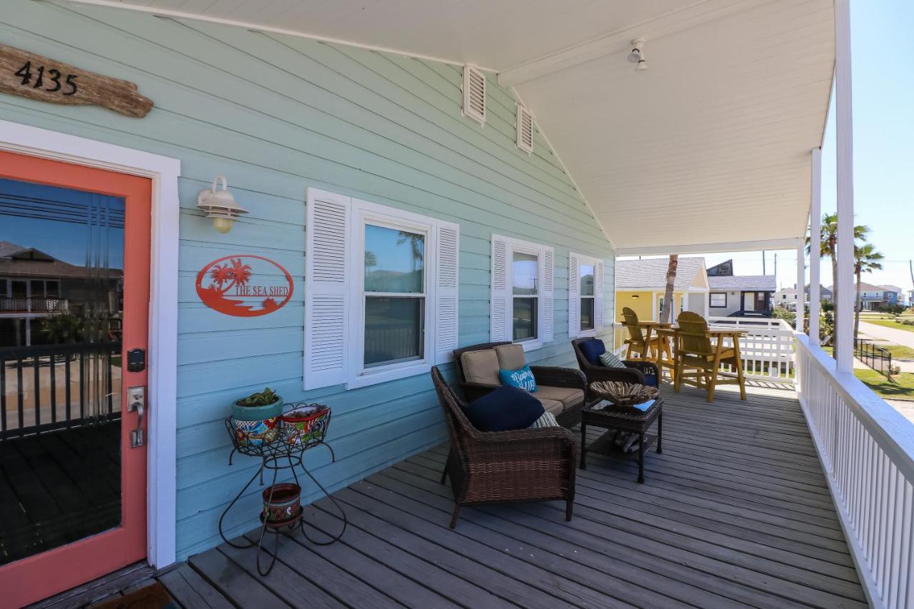 One-Of-A-Kind Beach Home With Lounge Bar Game Room Galveston Exteriör bild